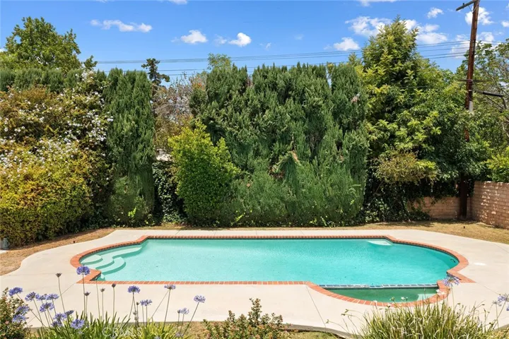 19041 Vintage Street, Northridge, California 91324