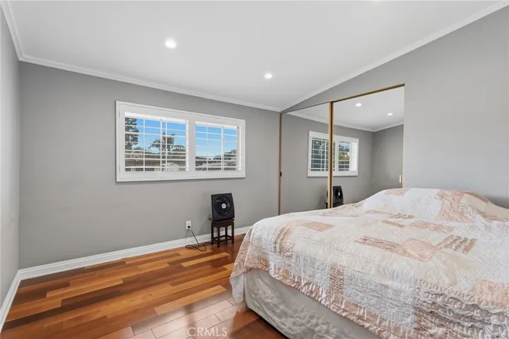 19041 Vintage Street, Northridge, California 91324