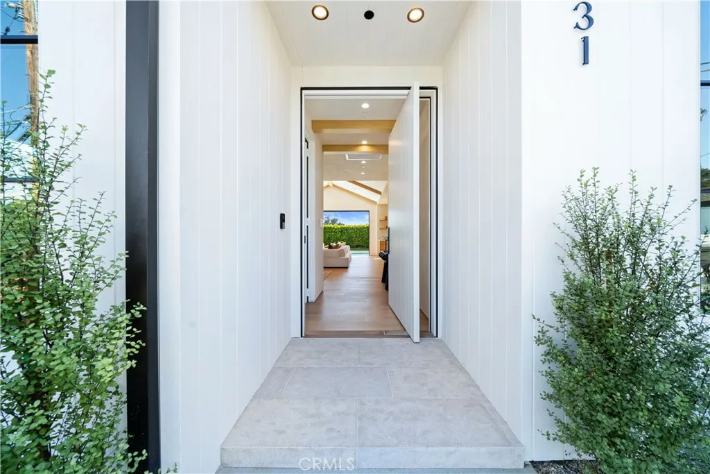 gallery-image 3