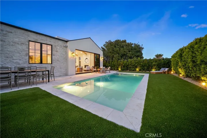 831 Teakwood Road, Los Angeles, California 90049