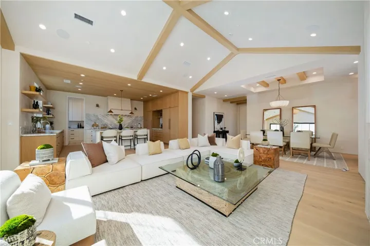 831 Teakwood Road, Los Angeles, California 90049