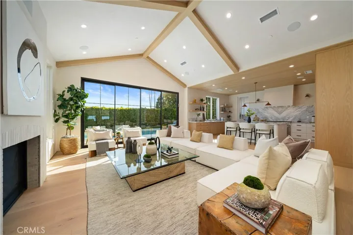 831 Teakwood Road, Los Angeles, California 90049