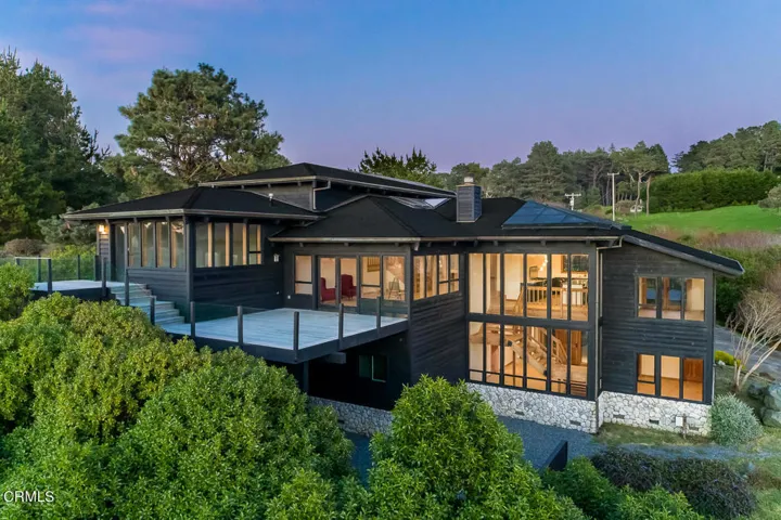 Secluded Mendocino Residence