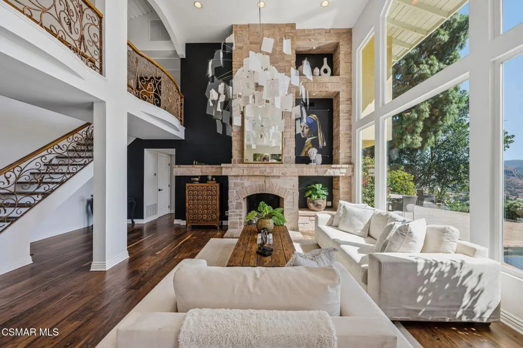 46-web-or-mls-987-brookview-ave