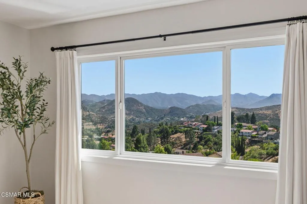 32-web-or-mls-987-brookview-ave