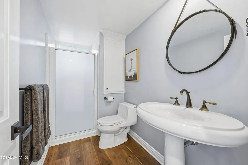 50-web-or-mls-987-brookview-ave