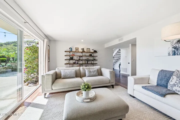 54-web-or-mls-987-brookview-ave