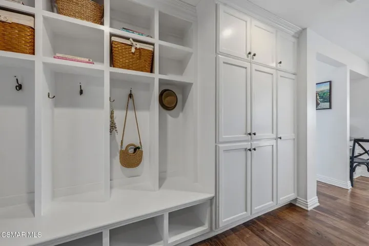 59-web-or-mls-987-brookview-ave