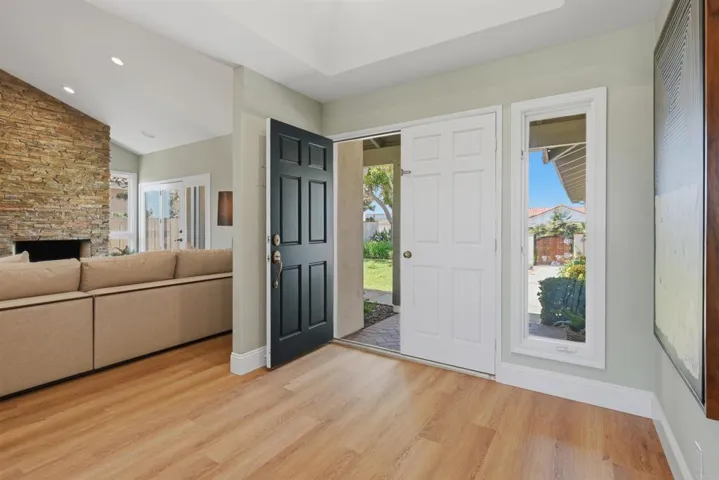 418 Santa Dominga, Solana Beach, California 92075