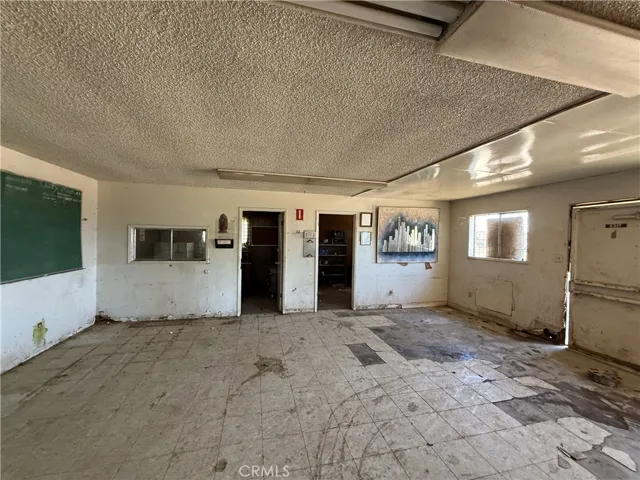 3070 Toomes, Corning, California 96021