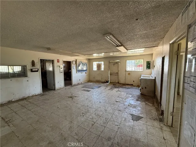 3070 Toomes, Corning, California 96021