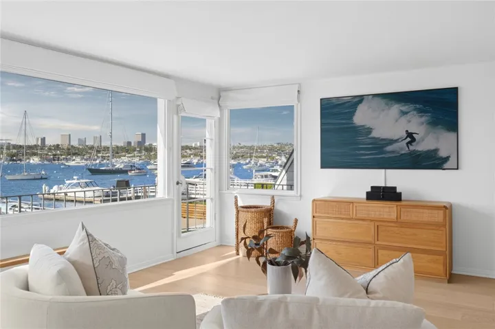 1411 E Bay, Newport Beach, California 92661