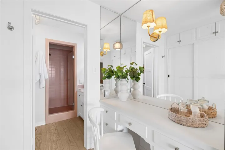 1411 E Bay, Newport Beach, California 92661