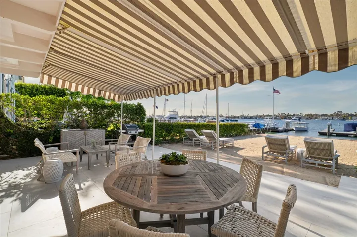 1411 E Bay, Newport Beach, California 92661