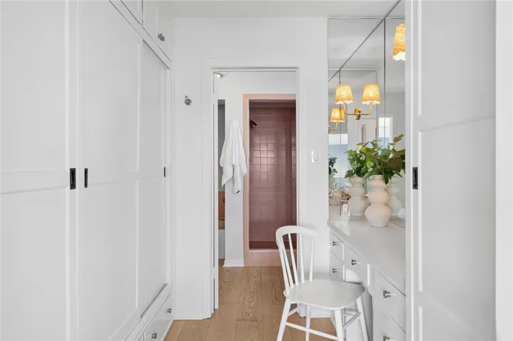 1411 E Bay, Newport Beach, California 92661