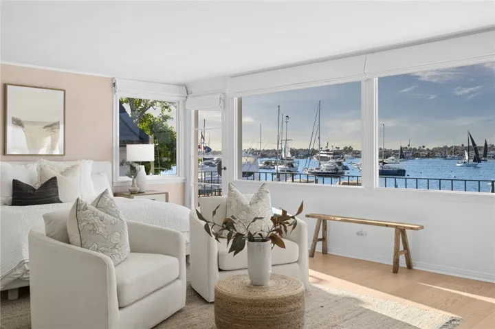 1411 E Bay, Newport Beach, California 92661
