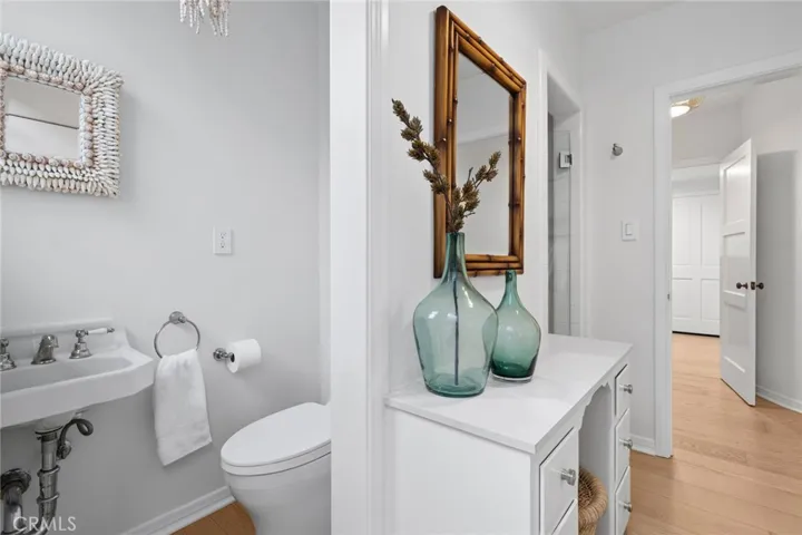 1411 E Bay, Newport Beach, California 92661