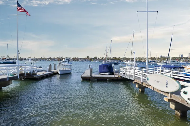 1411 E Bay, Newport Beach, California 92661