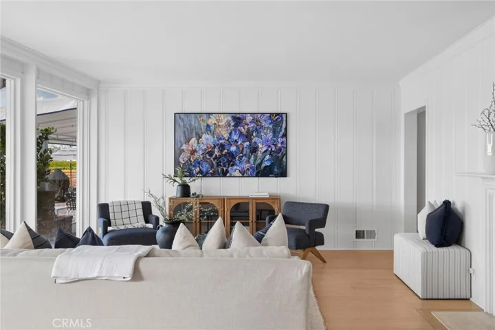 1411 E Bay, Newport Beach, California 92661