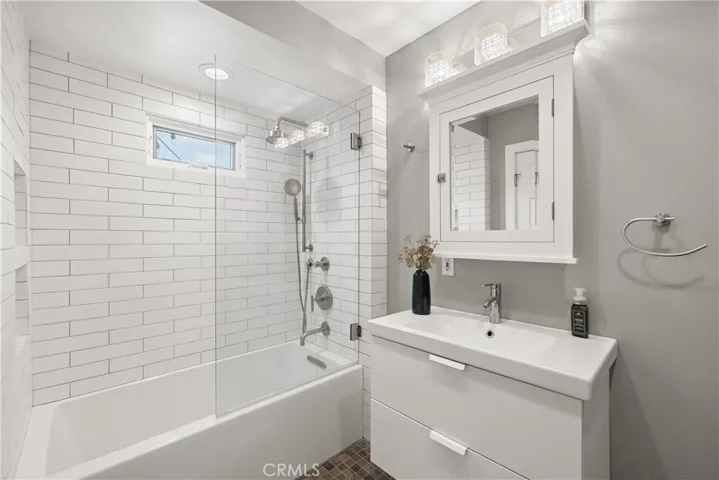 345 N Harwood, Orange, California 92866