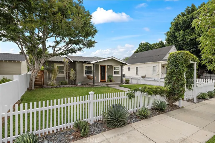 345 N Harwood, Orange, California 92866