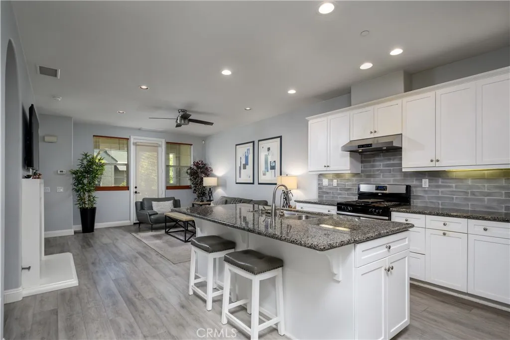 634 S Melrose, Anaheim, California 92805 — photo 5