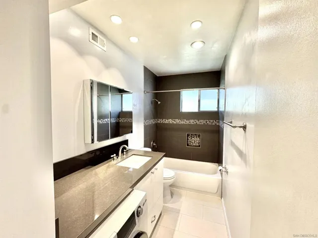 4076 Illinois Street 3, San Diego, California 92104
