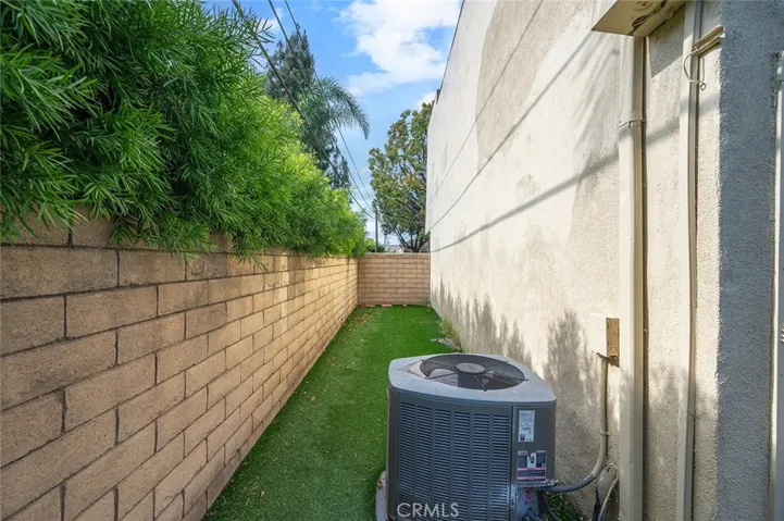 1804 W Glenoaks Avenue, Anaheim, California 92801
