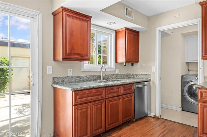 1804 W Glenoaks Avenue, Anaheim, California 92801