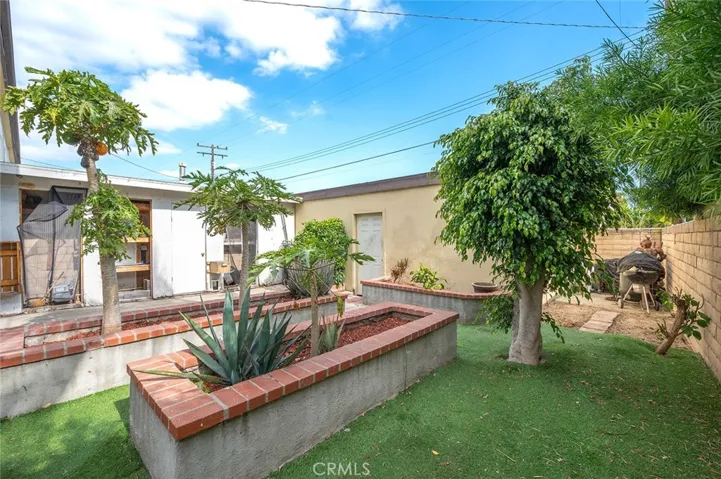 1804 W Glenoaks Avenue, Anaheim, California 92801