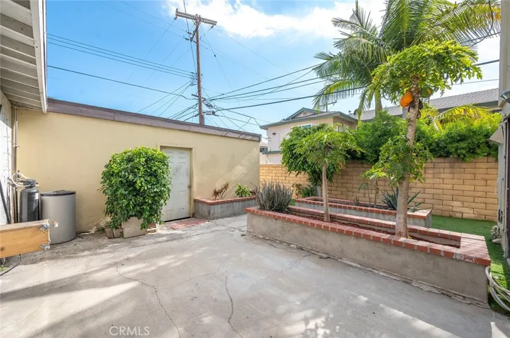1804 W Glenoaks Avenue, Anaheim, California 92801