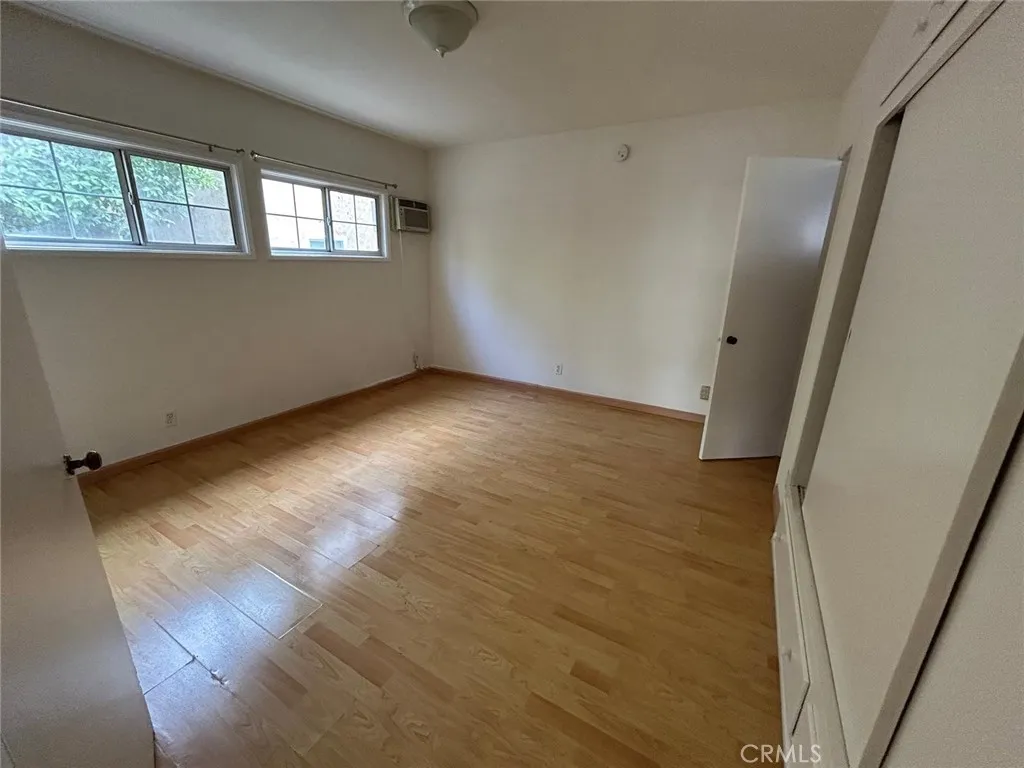 gallery-image 4