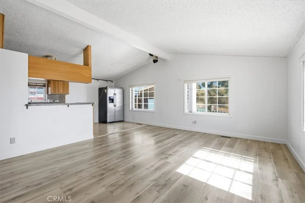 13378 Paramount Road, Phelan, California 92371 — photo 5