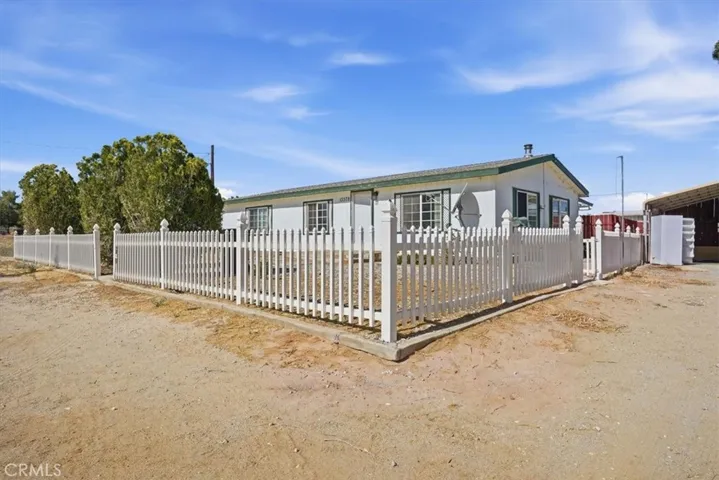 13378 Paramount Road, Phelan, California 92371