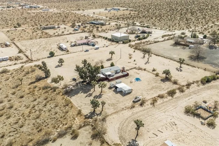 13378 Paramount Road, Phelan, California 92371
