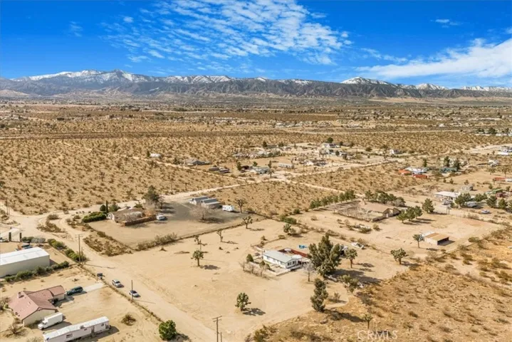 13378 Paramount Road, Phelan, California 92371