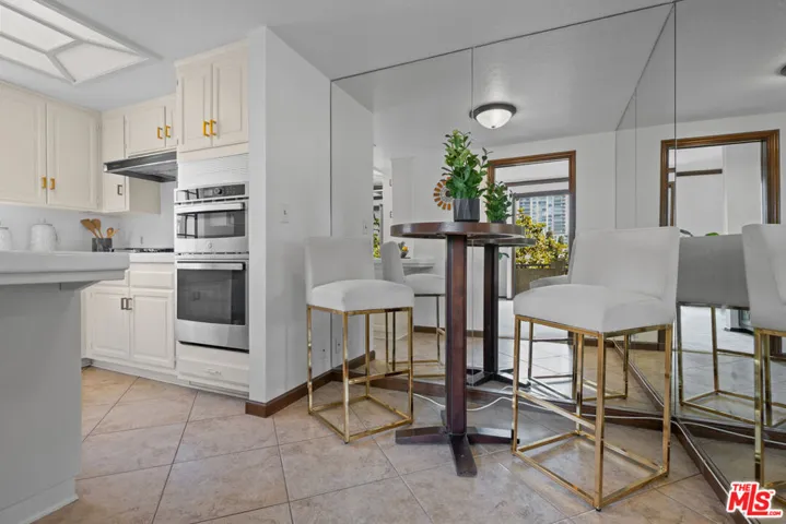 10794 Wilkins Avenue 304, Los Angeles, California 90024