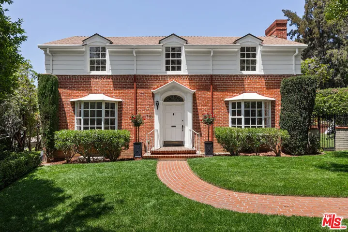 10575 Lindbrook Drive, Los Angeles, California 90024