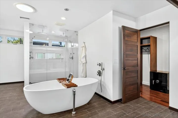 Primary Bath/Spa