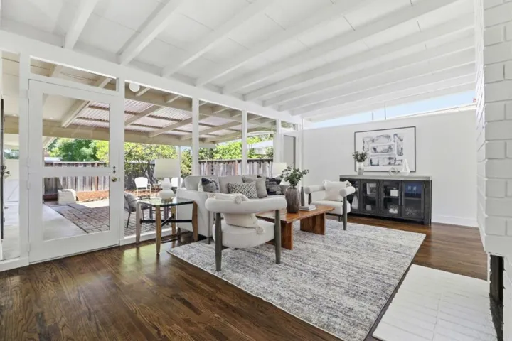 369 Drake Court, Santa Clara, California 95051