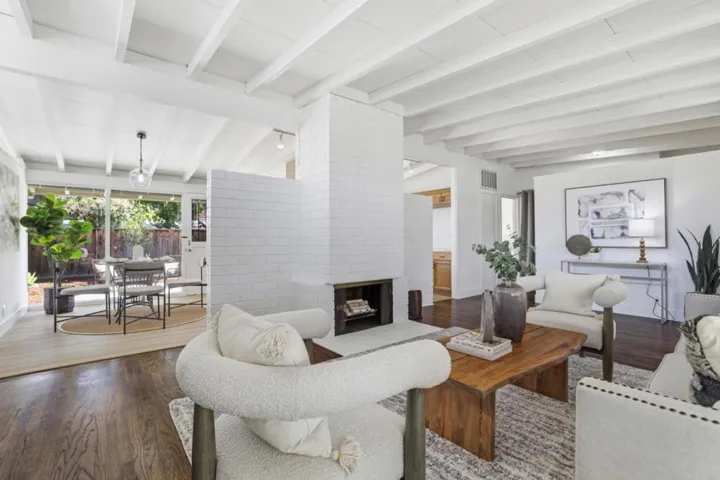 369 Drake Court, Santa Clara, California 95051