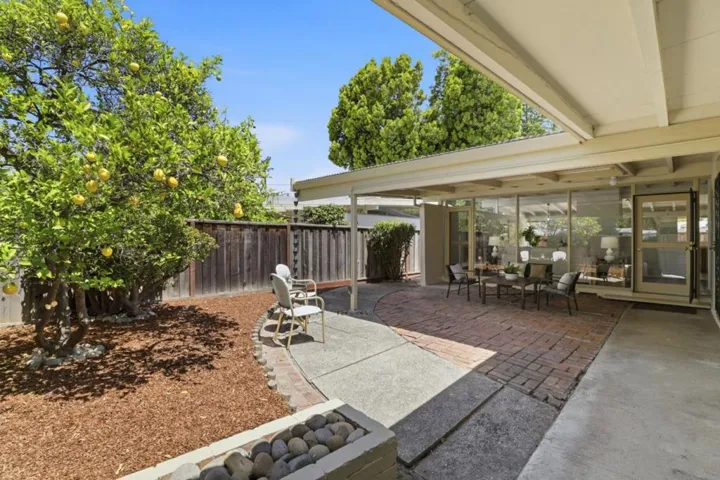369 Drake Court, Santa Clara, California 95051