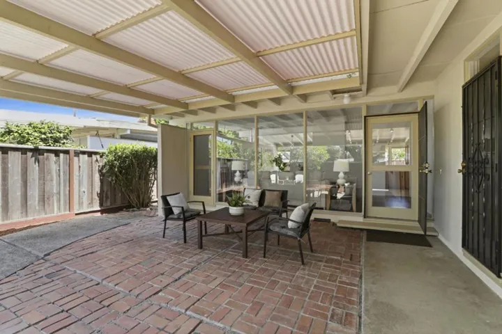 369 Drake Court, Santa Clara, California 95051
