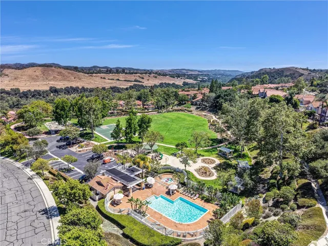 Arroyo Vista pool