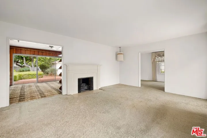 321 17th Street, Santa Monica, California 90402