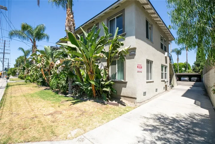 15455 Vanowen, Van Nuys, California 91406
