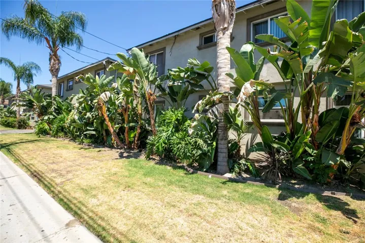 15455 Vanowen, Van Nuys, California 91406