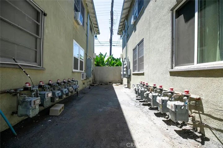 15455 Vanowen, Van Nuys, California 91406