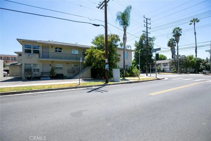 15455 Vanowen, Van Nuys, California 91406