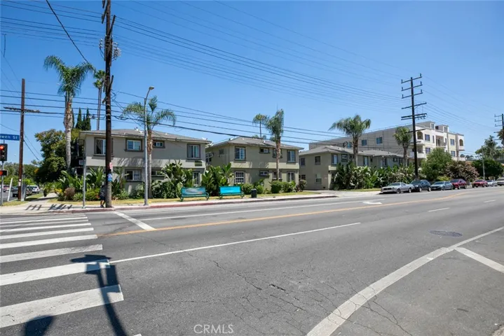 15455 Vanowen, Van Nuys, California 91406
